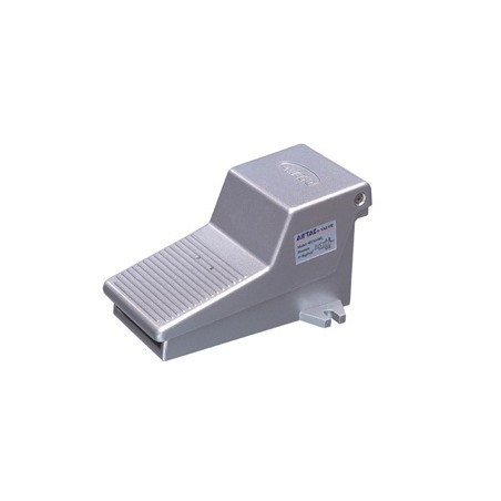 Valvula pedal 5/2 Airtac serie serie 4F diametro 1/4" mm. carrera con enclavamiento mm. y proteccion codigo 4F21008LFG